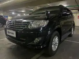 WEEKEND SALE!!! FALSE Toyota Fortuner 2.7 V Bensin-AT 2014 Hitam