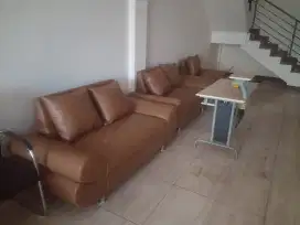 Tukang service sofa