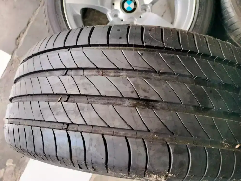 VELG BMW seri 5 ring 17 sama Ban