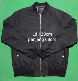 Jaket bomber breskha size xl