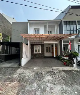 Dijual BU Rumah Second Dekat MRT Lebak Bulus