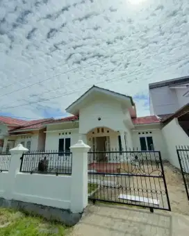 Dijual Rumah Nyaman Lokasi Strategis di Taman Citra Berlindo