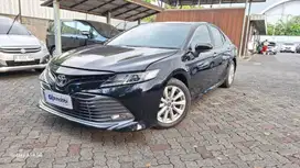 Pajak Panjang - Toyota Camry 2.5 V Bensin-AT 2020 Hitam (KK)