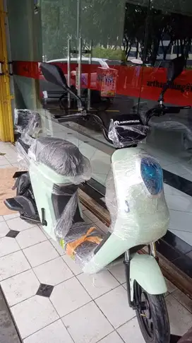 Sepeda Listrik Uwinfly