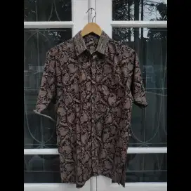 Kemeja batik Indonesia