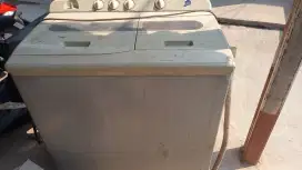 Mesin cuci LG bodi kaleng