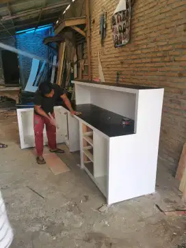 Meja bartender, Meja kasir, Meja resepsionis