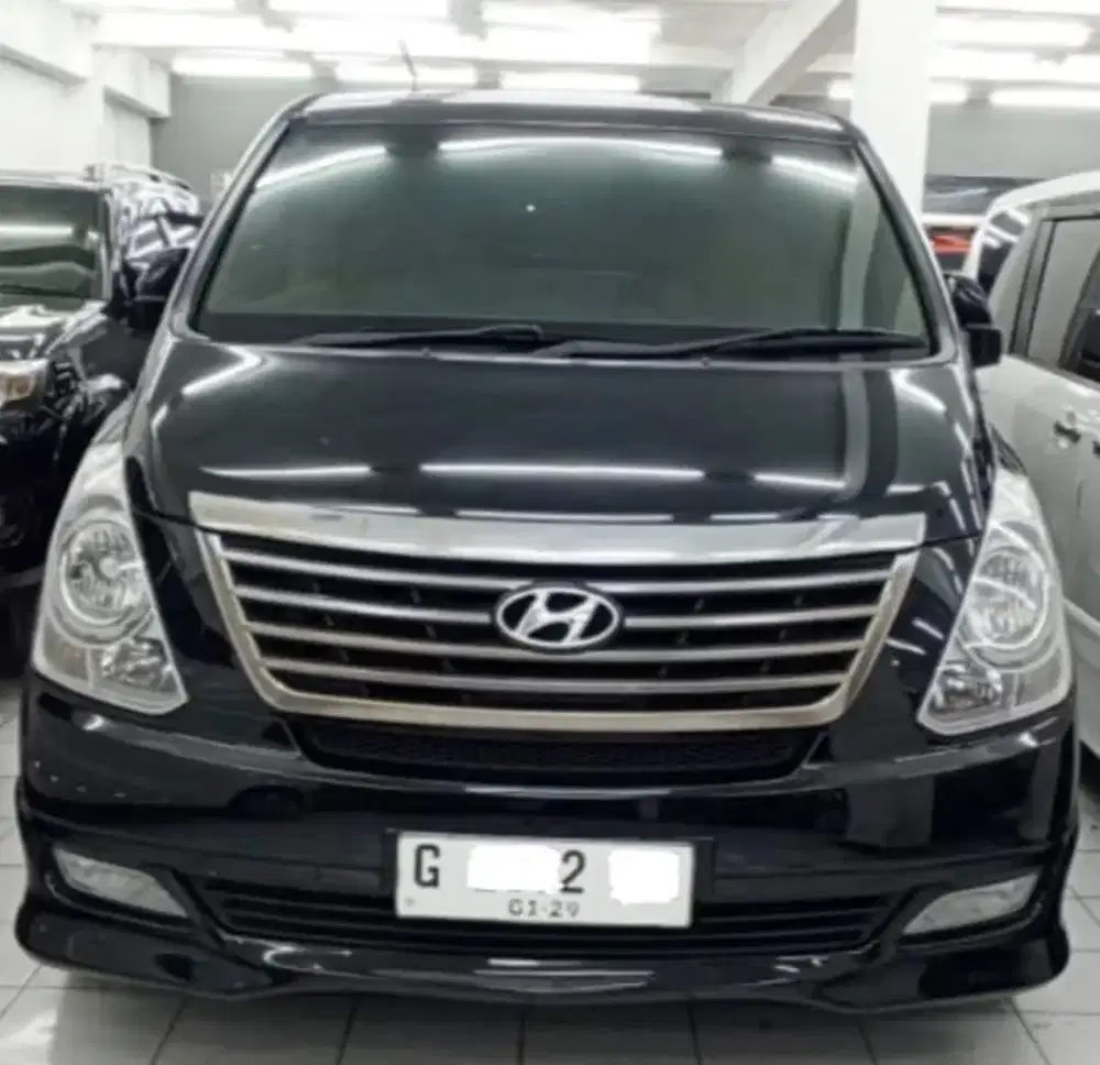 Hyundai H-1 2012 Bensin