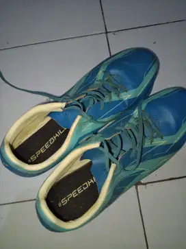 Jual sepatu bola