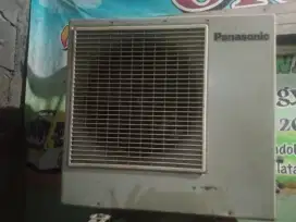 Menerima AC bekas rusak tak terpakai