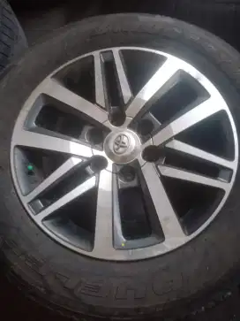 VELG toyota fortuner vrz ring ring 18 sama Ban