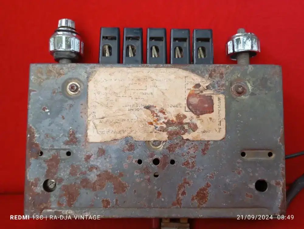 Vintage tunner radio mobil national ktb- galant