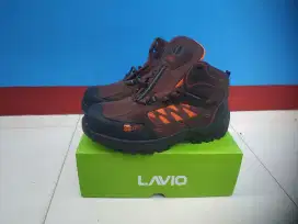 Sepatu Outdoor Hiking Safety merk Lavio size 44 Original