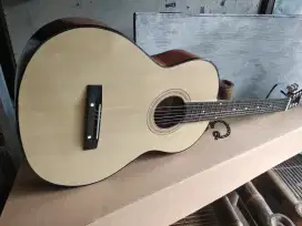Gitar akustik ymahaa New natural