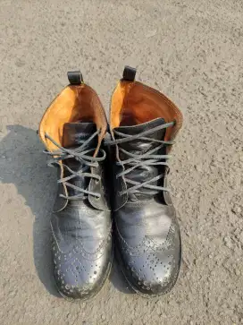 Sepatu SUEDEHEAD GRANDEUR BOOTS 43EUR