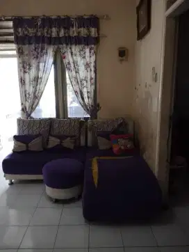 Sofa bekas pakai