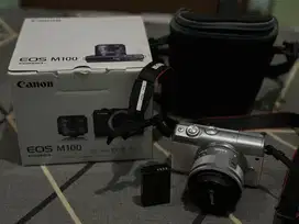 KAMERA CANON M100