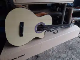 Gitar akustik ymahaa new natural