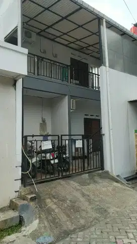 Di sewakan kontrakan/kostan putri