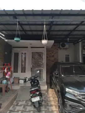 Jual rumah (second) kukusan depok