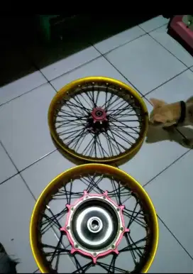 Velg motor beat scoopy genio vario110