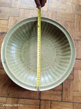 Piring Celadon Ming