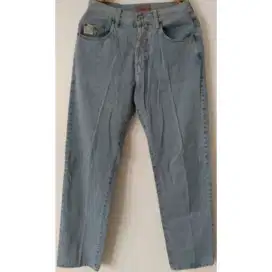 Chevignon Original Jeans Pria