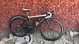 FULLBIKE CERVELO R3 RIMBRAKE GS ULTEGRA +UPGRADE ROADBIKE SEPEDA BALAP