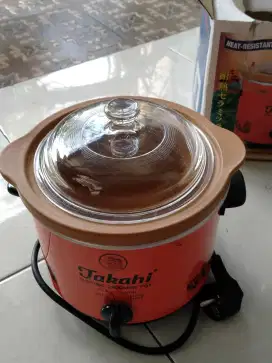 Takahi Electric Crockery Pot