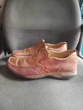 D jual sepatu KICKERS size 44