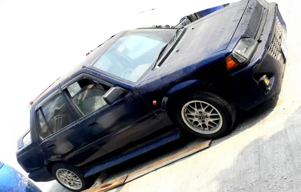 Dijual MOBIL HONDA CIVIC WONDER 1984