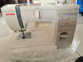 Mesin jahit portable janome 423s