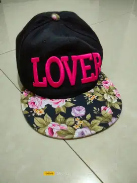 Topi keren banget jual butuh aja
