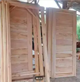 Di juwal daun pintu kusen 1 set