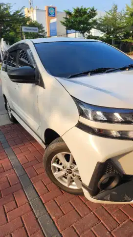Daihatsu Xenia Type R Deluxe