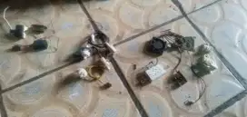 Slhkn plh slh 1 paket dr part electronic yg mgkn ada yg perlu murah sj