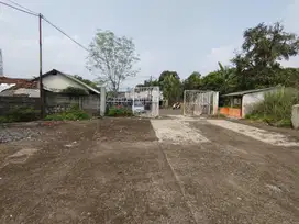 Bangunan Komersil Toko Dan Gudang Di Babakan Madang