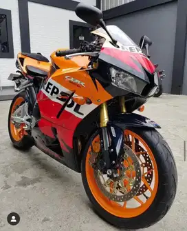 Honda CBR 600 RR repsol edition