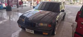 BMW 320i 1994 Bensin