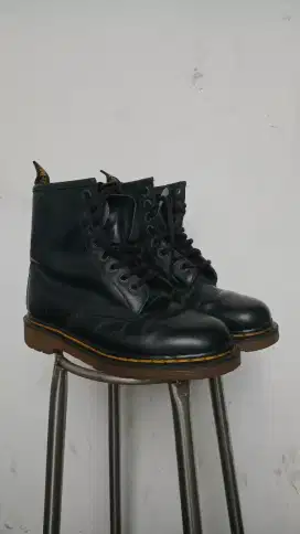 dr martens docmart 5 england