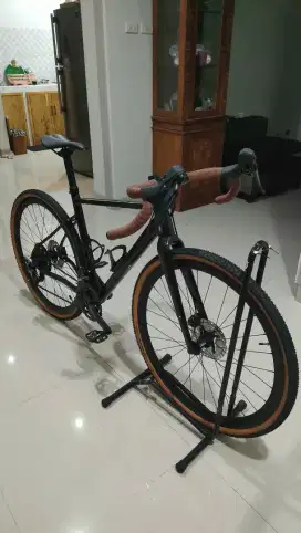 Sepeda gravel spek gahar