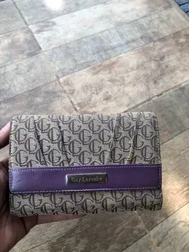 Dompet Guy Laroche