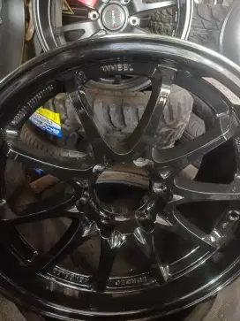 RZ ring 18x9.5in hole 6 pcd 139.7