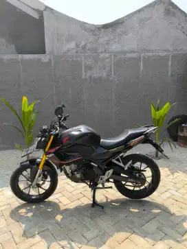 CB150R StreetFire lengkap gress