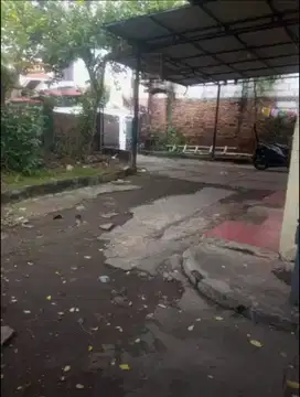 Rumah plus kontrakan 2 pintu daerah strategis di Jatiwaringin