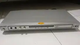 Dijual DVD player lama, bekas