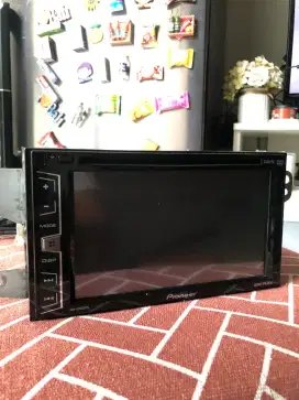 Head unit AVH-1850DVD