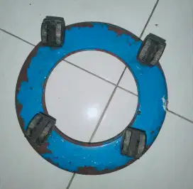 Tatakan alas roda tabung gas LPG