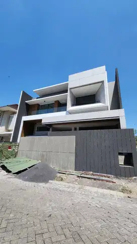 DIJUAL RUMAH IMPERIAL GOLF PAKUWON INDAH SURABAYA BARAT