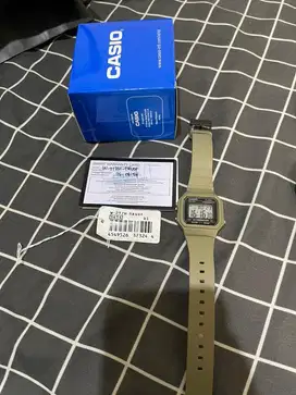 Casio warna cream